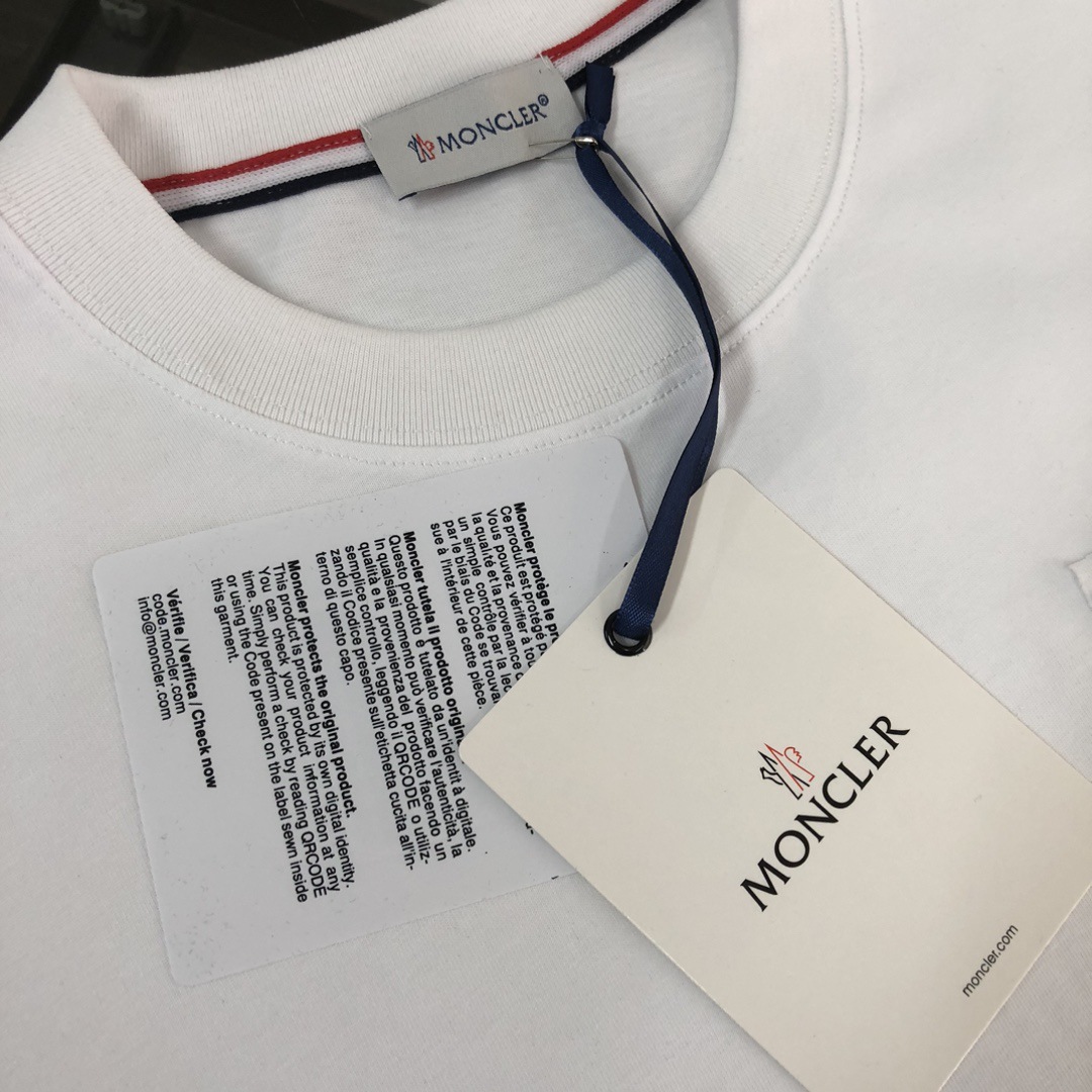 【Moncler】2025年新作 モンクレール メンズ 半袖 ラウンドネック 刺繍Tシャツ MC004