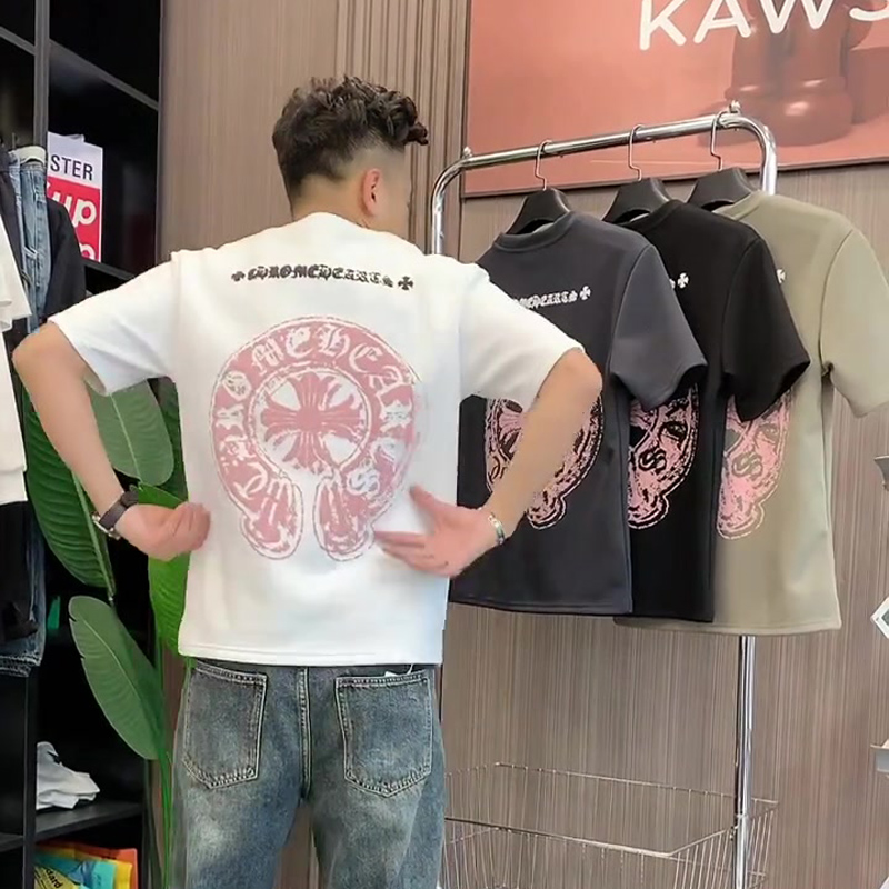 【男女兼用】クロムハーツ 2025 ファッション 高級 サンスクリット 馬蹄プリント 半袖Tシャツ