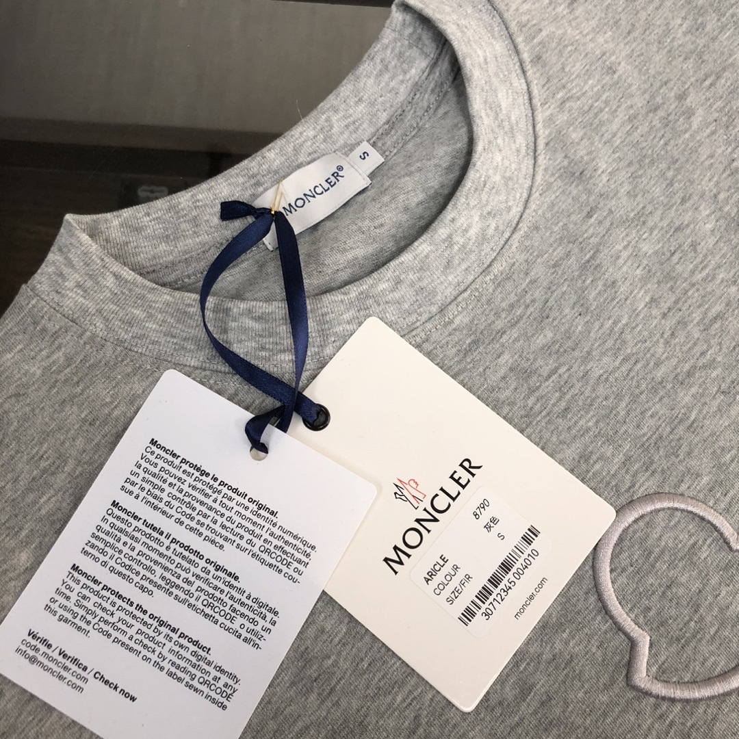 【Moncler】2025年新作 モンクレール メンズ 半袖 ラウンドネック 刺繍Tシャツ