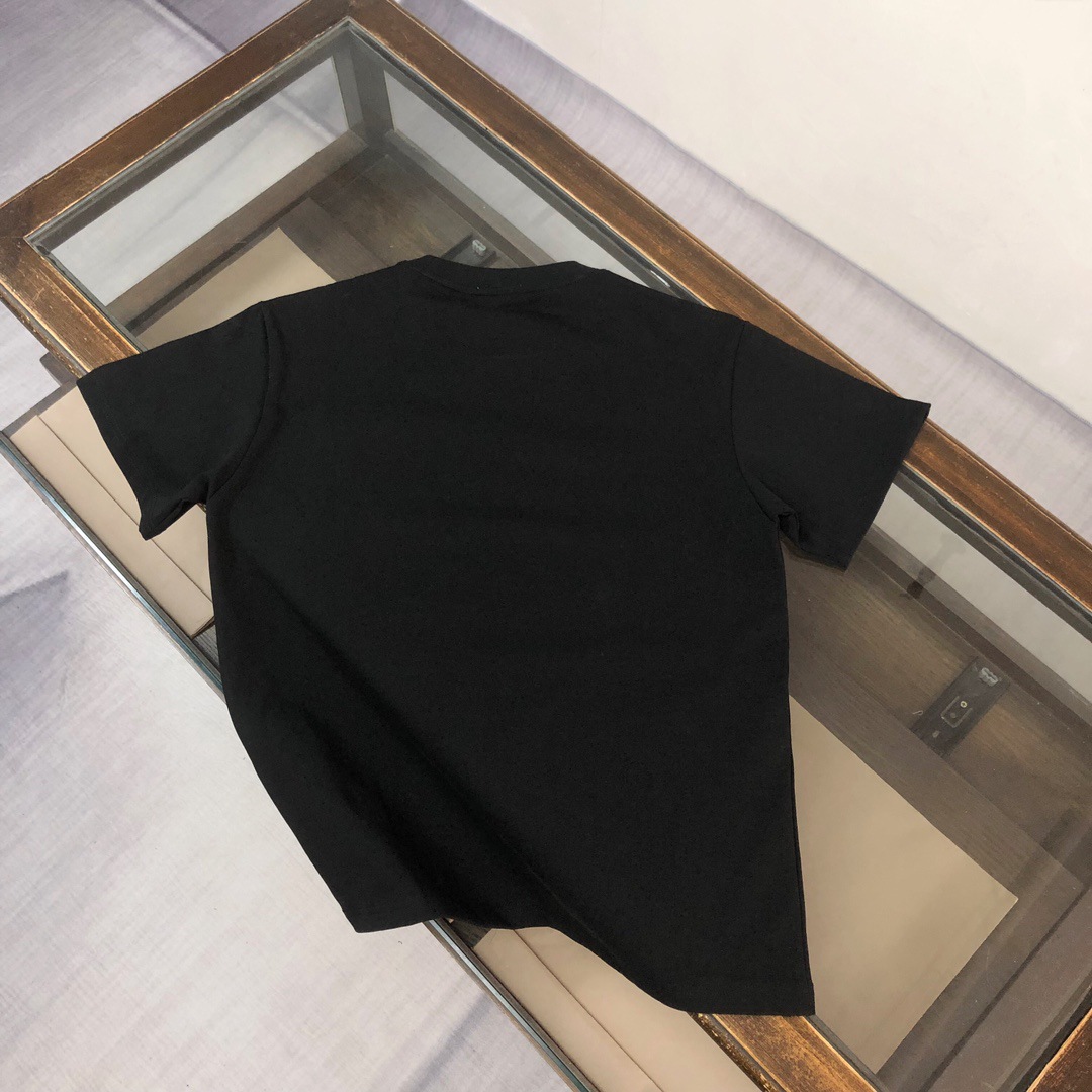 【Moncler】2025年新作 モンクレール メンズ 半袖 ラウンドネック 刺繍Tシャツ MC004