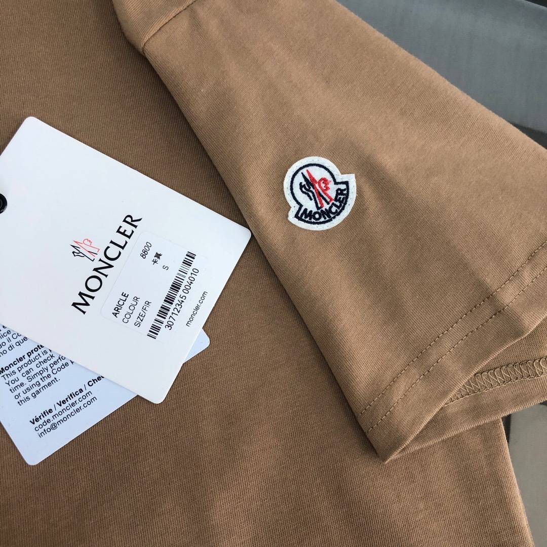 【Moncler】2025年新作 モンクレール メンズ 半袖 ラウンドネック 刺繍Tシャツ MC005