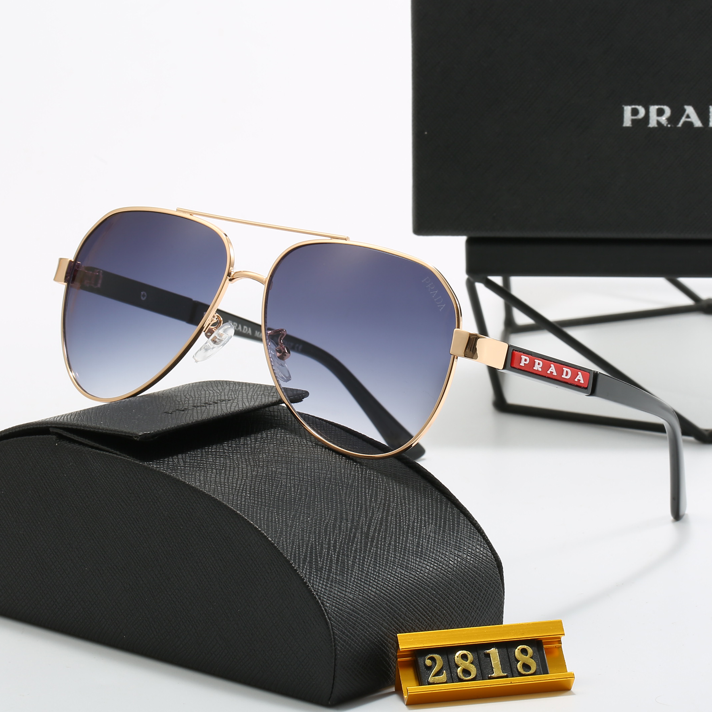 Prada サングラス S0002