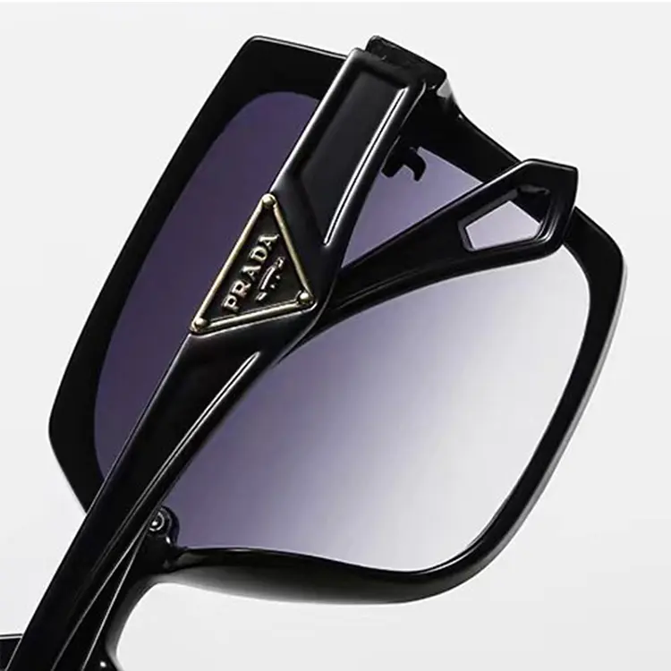 PRADAトレンドサングラスです05 SS95321