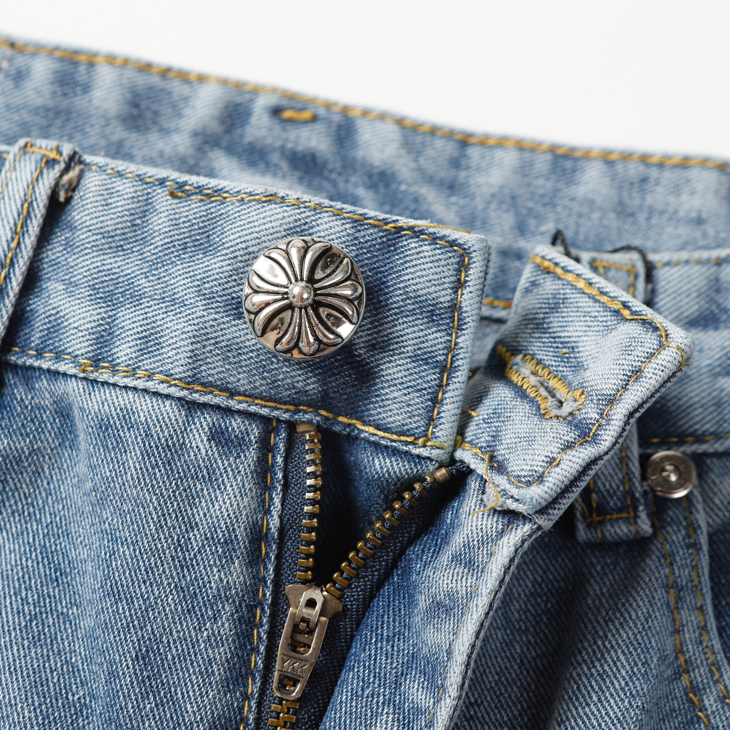 【Chrome Hearts】クロムハーツ クロス レザーパッチ ジーンズ 9961