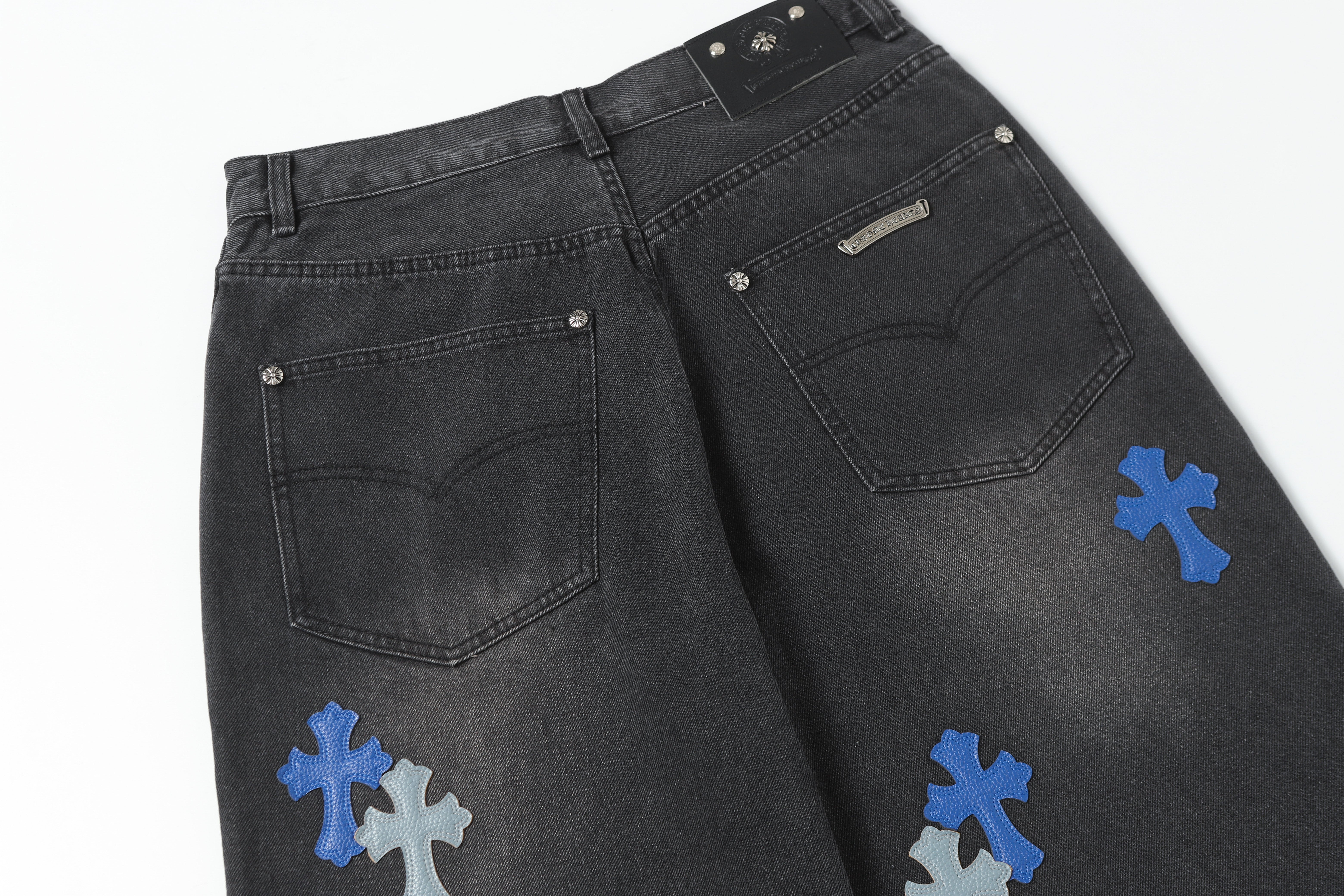 【Chrome Hearts】クロムハーツ グレー＆ブルーレザー クロスパッチジーンズ