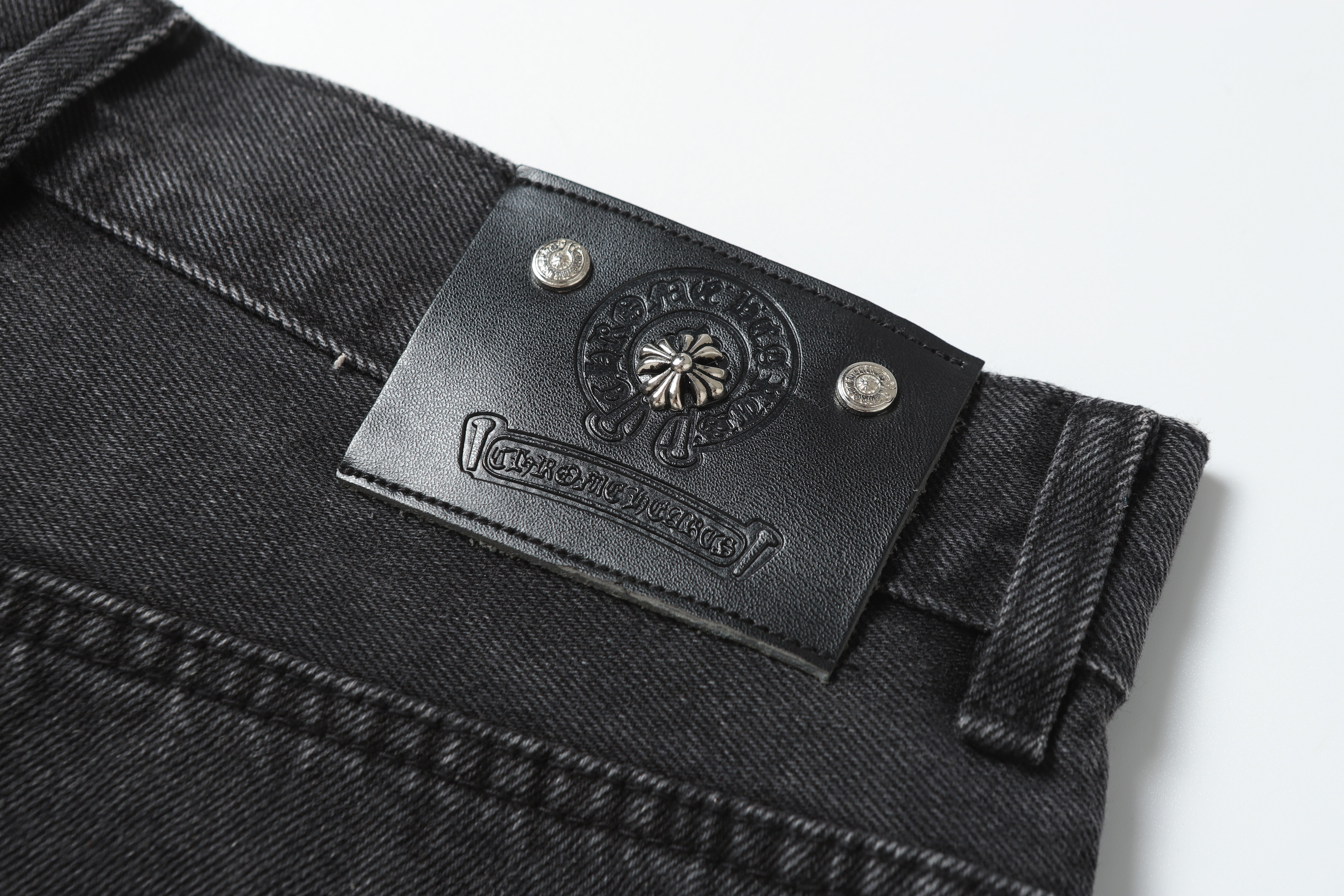 【Chrome Hearts】クロムハーツ グレー＆ブルーレザー クロスパッチジーンズ