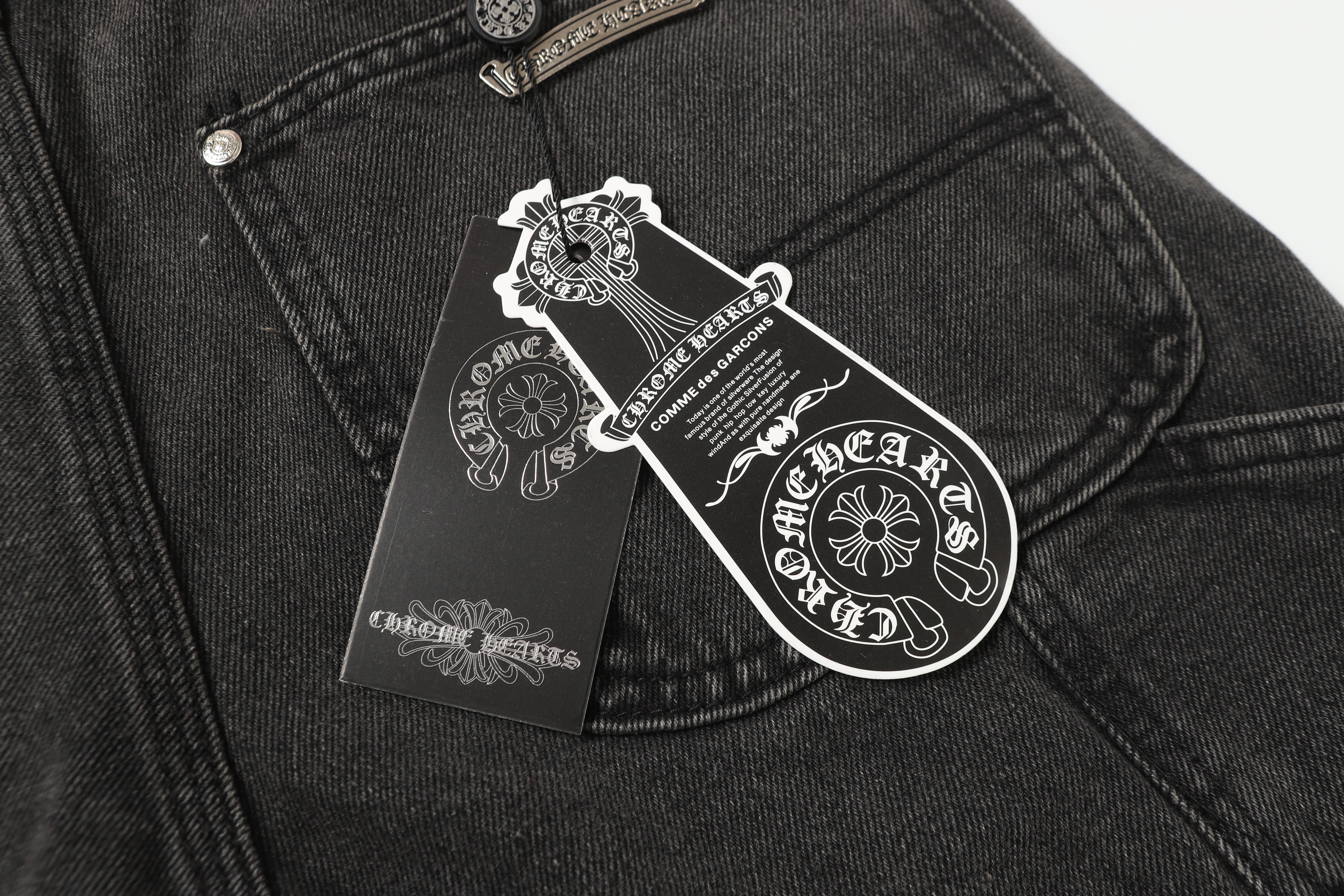 【Chrome Hearts】クロムハーツ ヴィンテージクロスパッチワーク ウォッシュドカーペンターデニムショートパンツ 9903