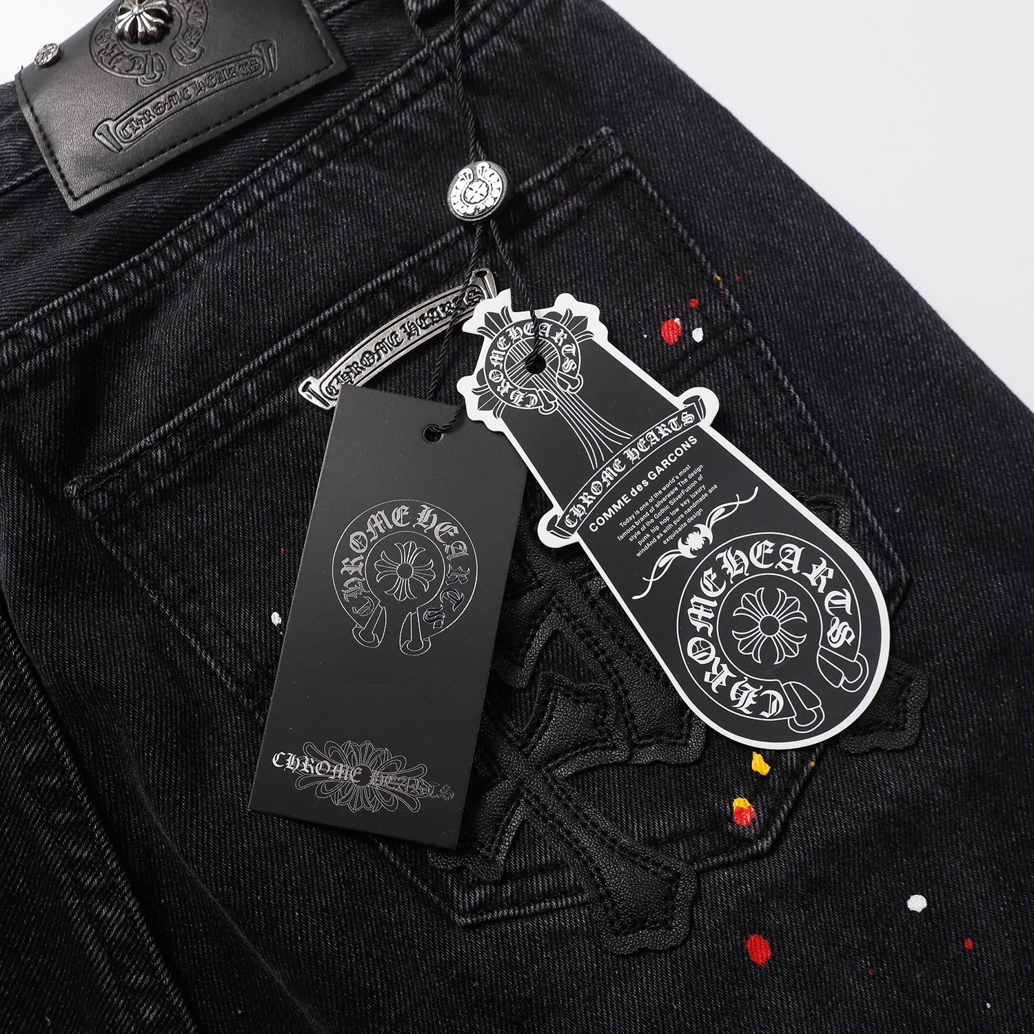 【Chrome Hearts】クロムハーツ クロスパッチ 刺繍＆ハンドペイント デニムショートパンツ 9927