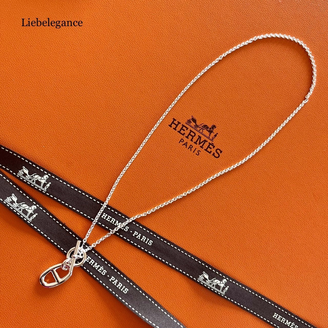 人気不動のデザイン ♪ シェーヌダンクル ♪ ペンダント ジュエリー