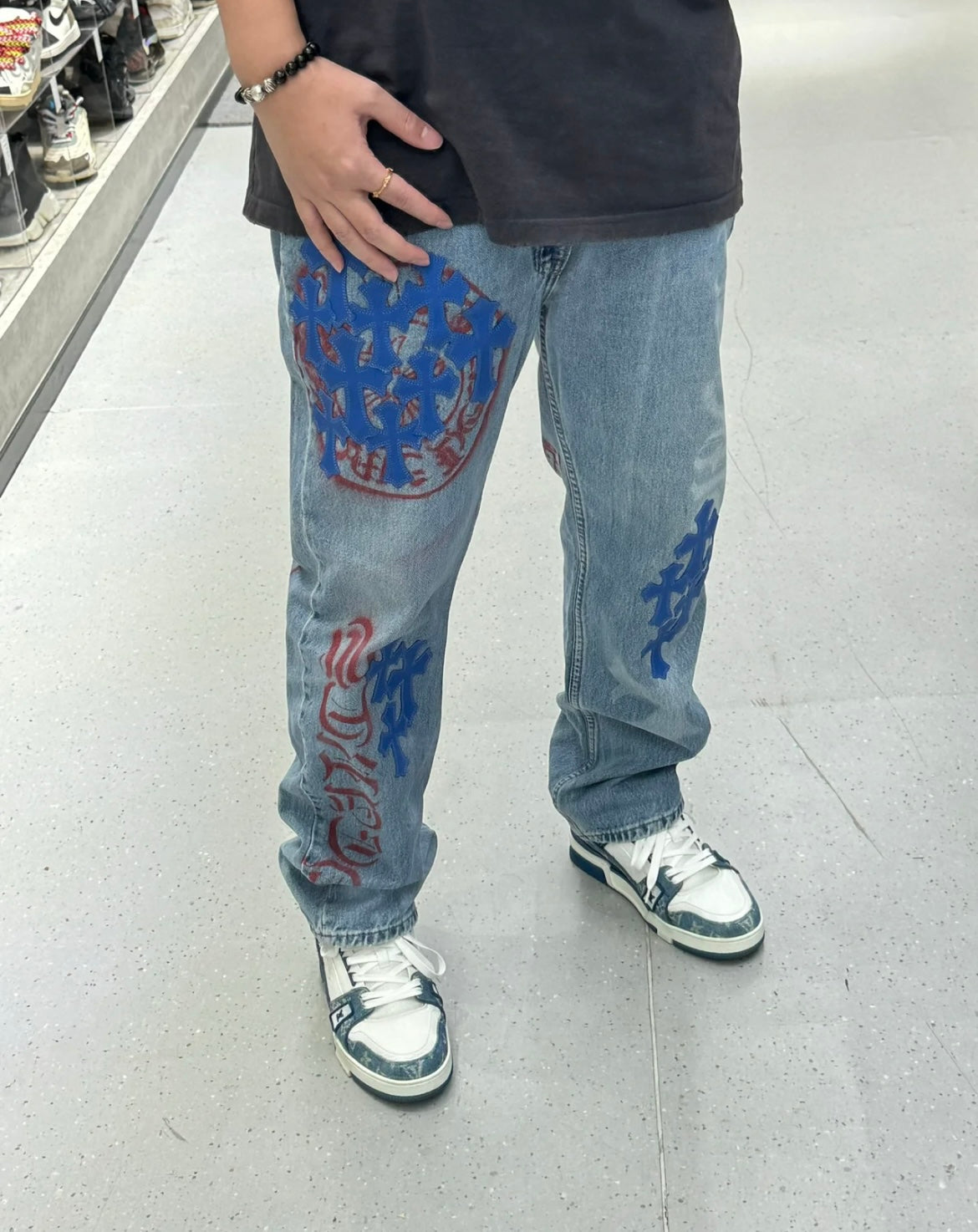 【Chrome Hearts】クロムハーツ 激レア ブルークロスパッチ スプレーペイントジーンズ