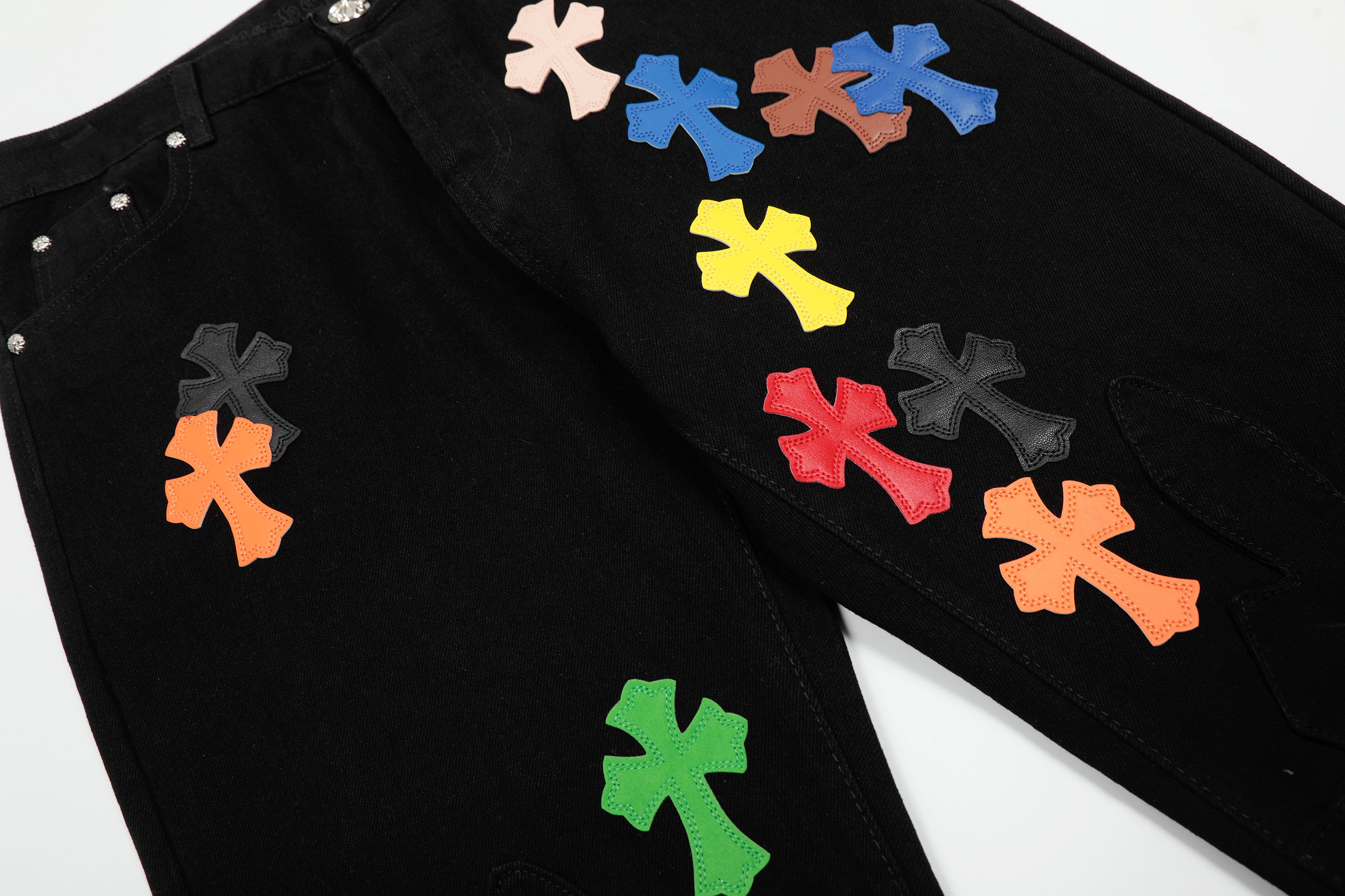 【Chrome Hearts】クロムハーツ カラー＆パッチ フレイムニージーンズ