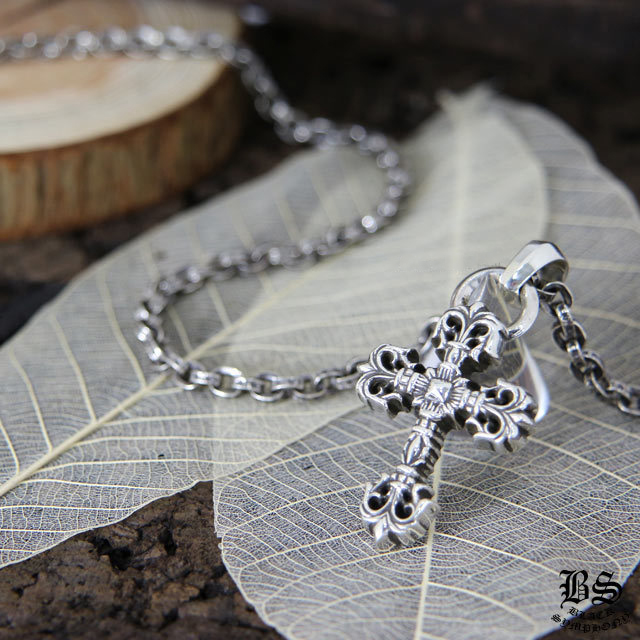 クロムハーツ フィリグリークロスペンダント XS with ベイル＆ペーパーチェーンネックレス20インチセット