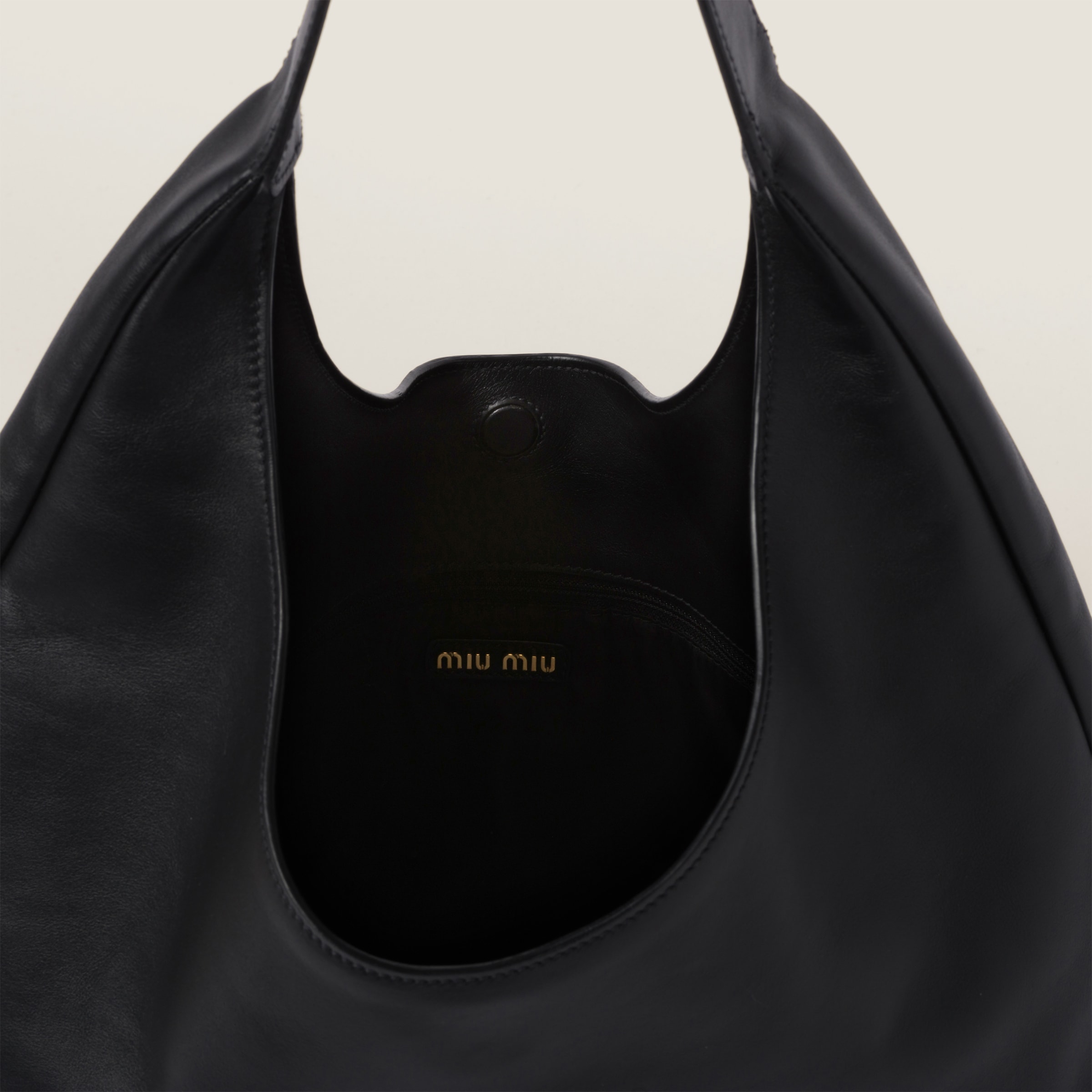 ◆日本入手困難◆【MIU MIU/ミュウミュウ】レザー*ホーボーバッグ