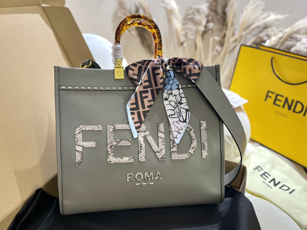 Fendiサンシャイントートバッグ-高島屋オンラインストア - 公式