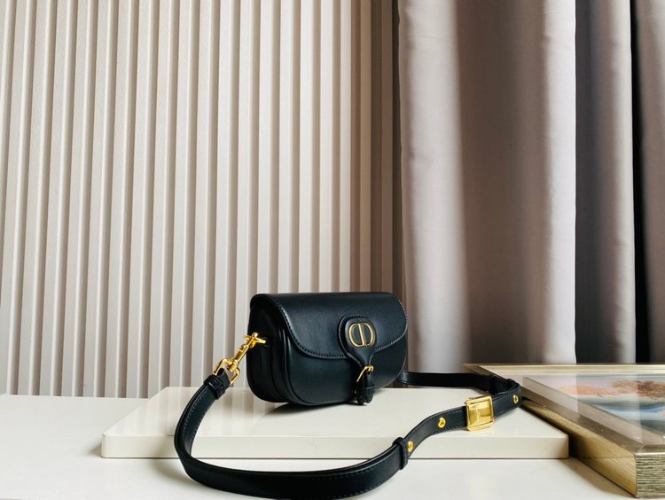 Christian Dior 【ディオール】Bobby ショルダーバッグ21x12x5cm-高島屋オンラインストア - 公式