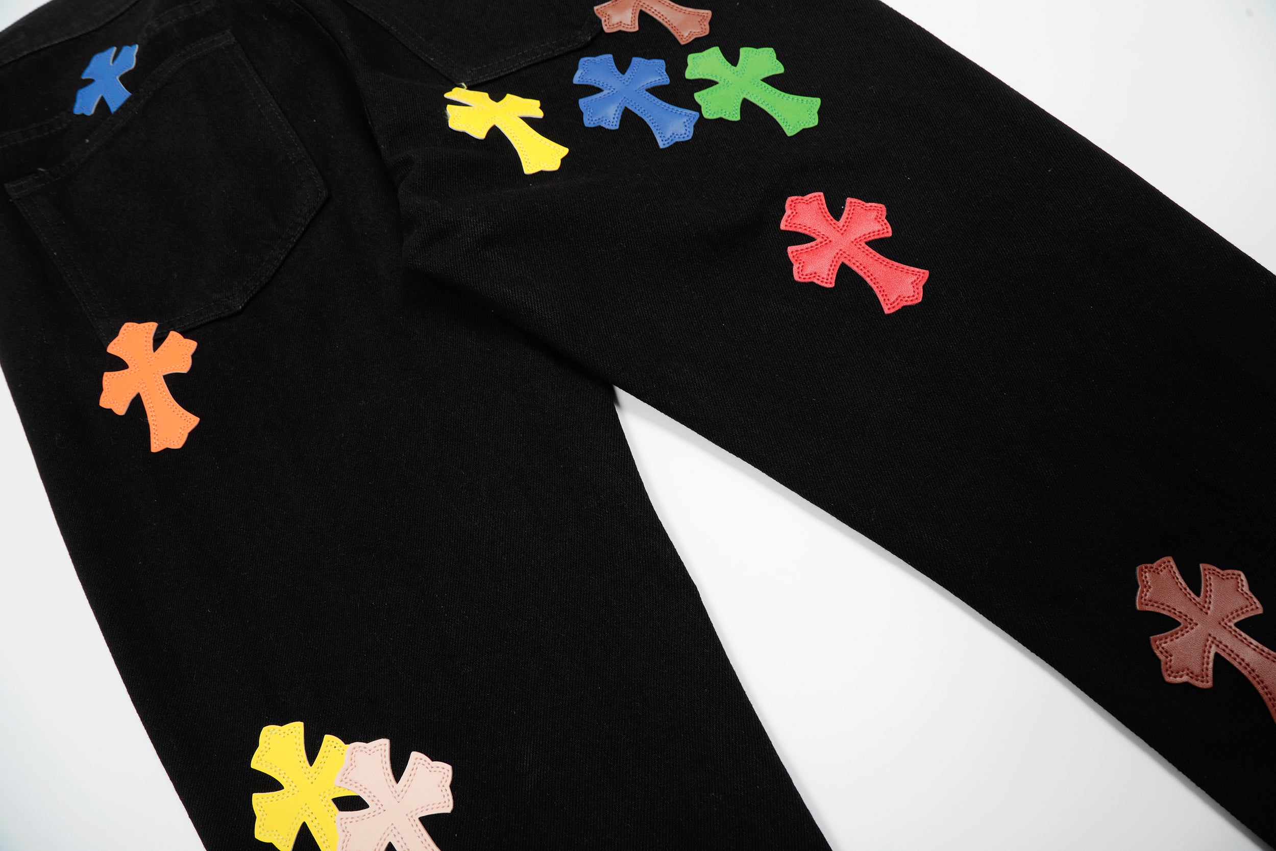 【Chrome Hearts】クロムハーツ カラー＆パッチ フレイムニージーンズ