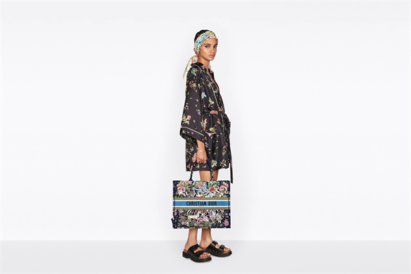 DIOR BOOK TOTE バッグ D-Constellation エンブロイダリー (42 x 35 x 18.5 cm)-高島屋オンラインストア - 公式