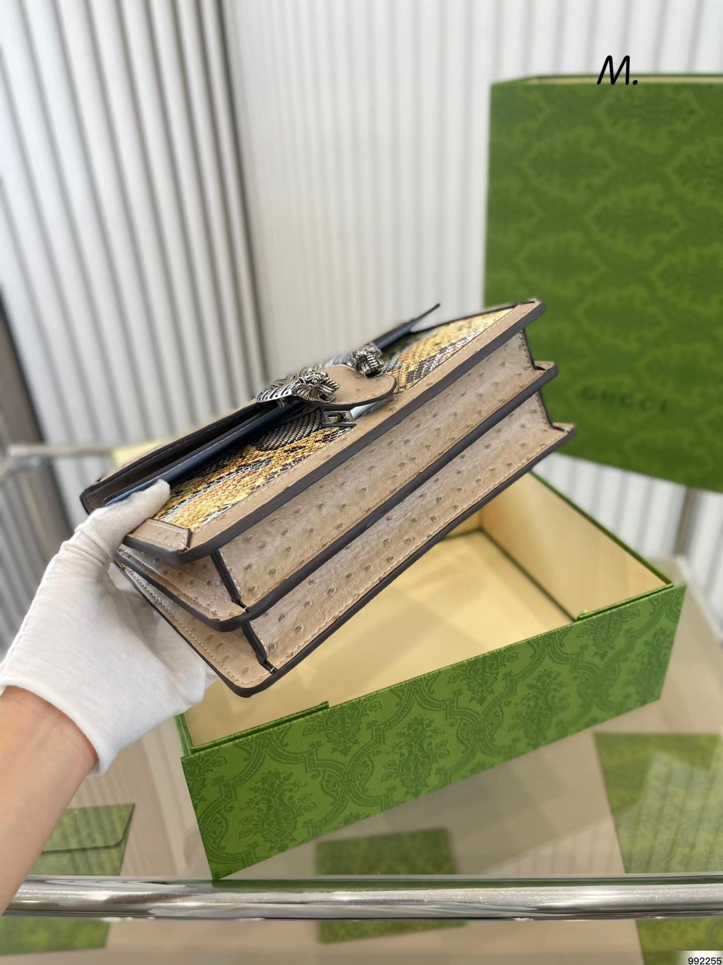 【GUCCI】グッチ 〔ディオニュソス〕レザー ショルダーバッグ