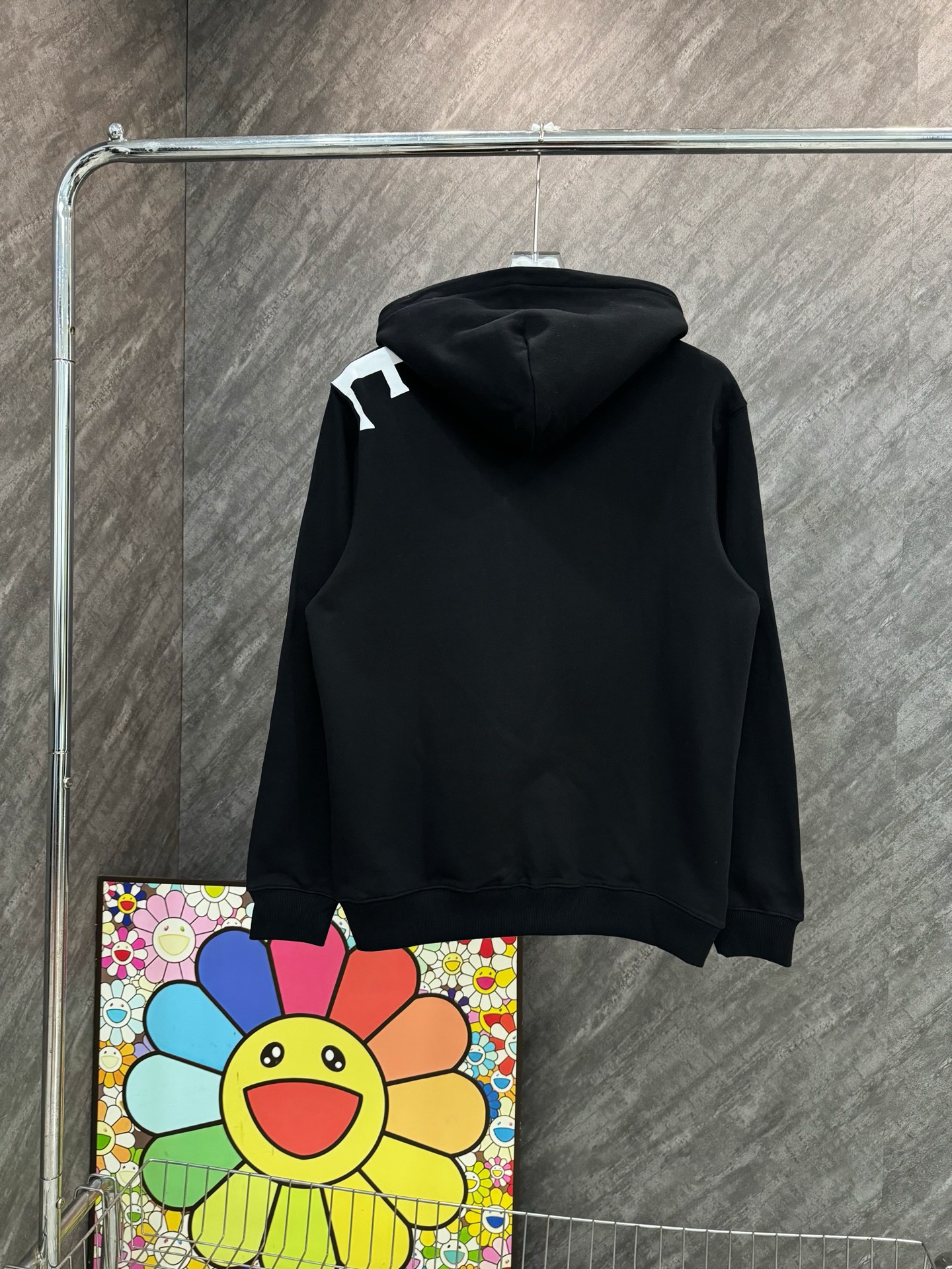 【 LOEWE旗艦店】ロエベ-ご好評に付き再入荷！！