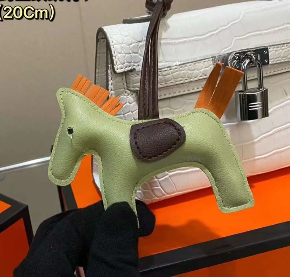 【HERMES】エルメス ケリーシリーズ クロコダイル柄 最新カラー-高島屋オンラインストア - 公式