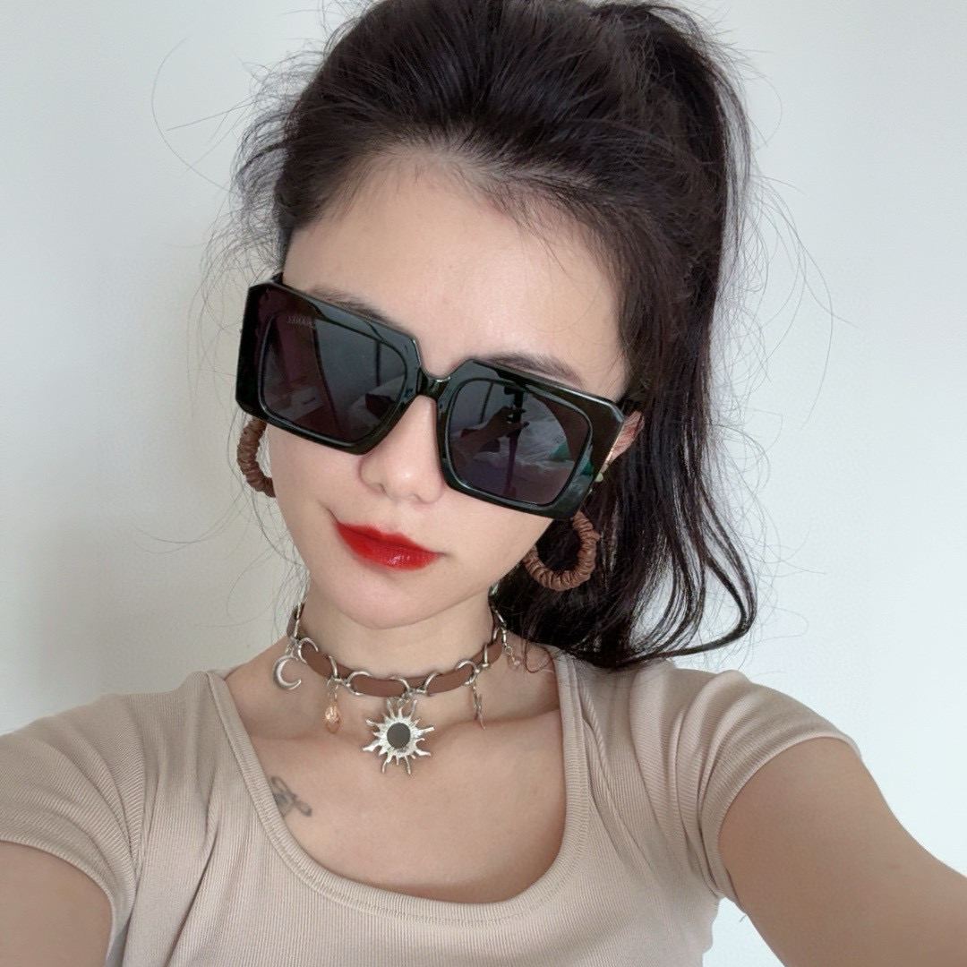 【Chanel】シャネル ビッグフレーム 偏光サングラス UVカット CH5232