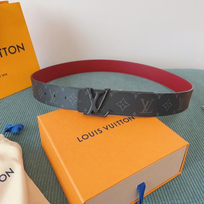 LOUIS VUITTON/ルイ・ヴィトン 4.0cm幅 クラシックベルト· ギフトにもご自身用にも最適です