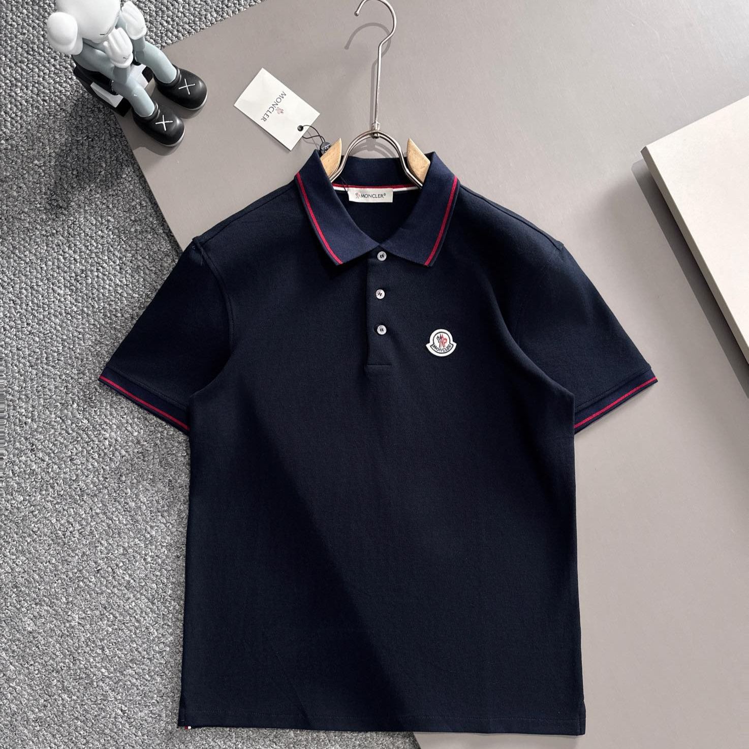 【Moncler】モンクレール 2025年春夏新作 ネイビー/ホワイト ポロシャツ 半袖 T138062