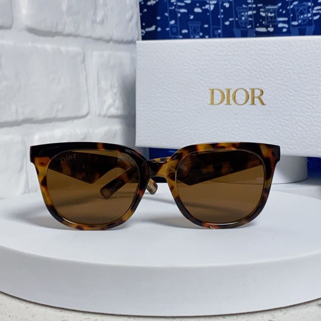 【男女兼用】2025S新作 Dior Sunglass · ディオール サングラス DiorB27 S3F