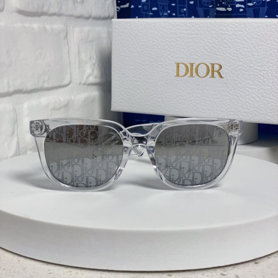 【男女兼用】2025S新作 Dior Sunglass · ディオール サングラス DiorB27 S3F