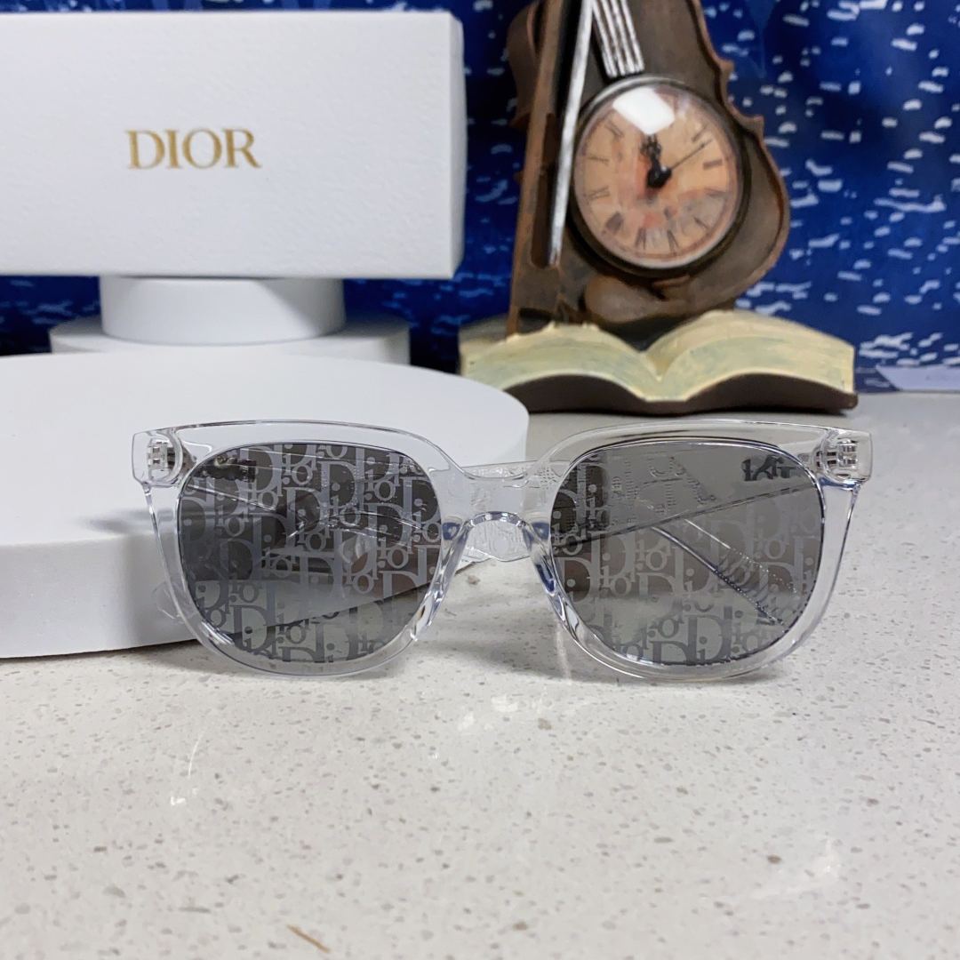 【男女兼用】2025S新作 Dior Sunglass · ディオール サングラス DiorB27 S3F
