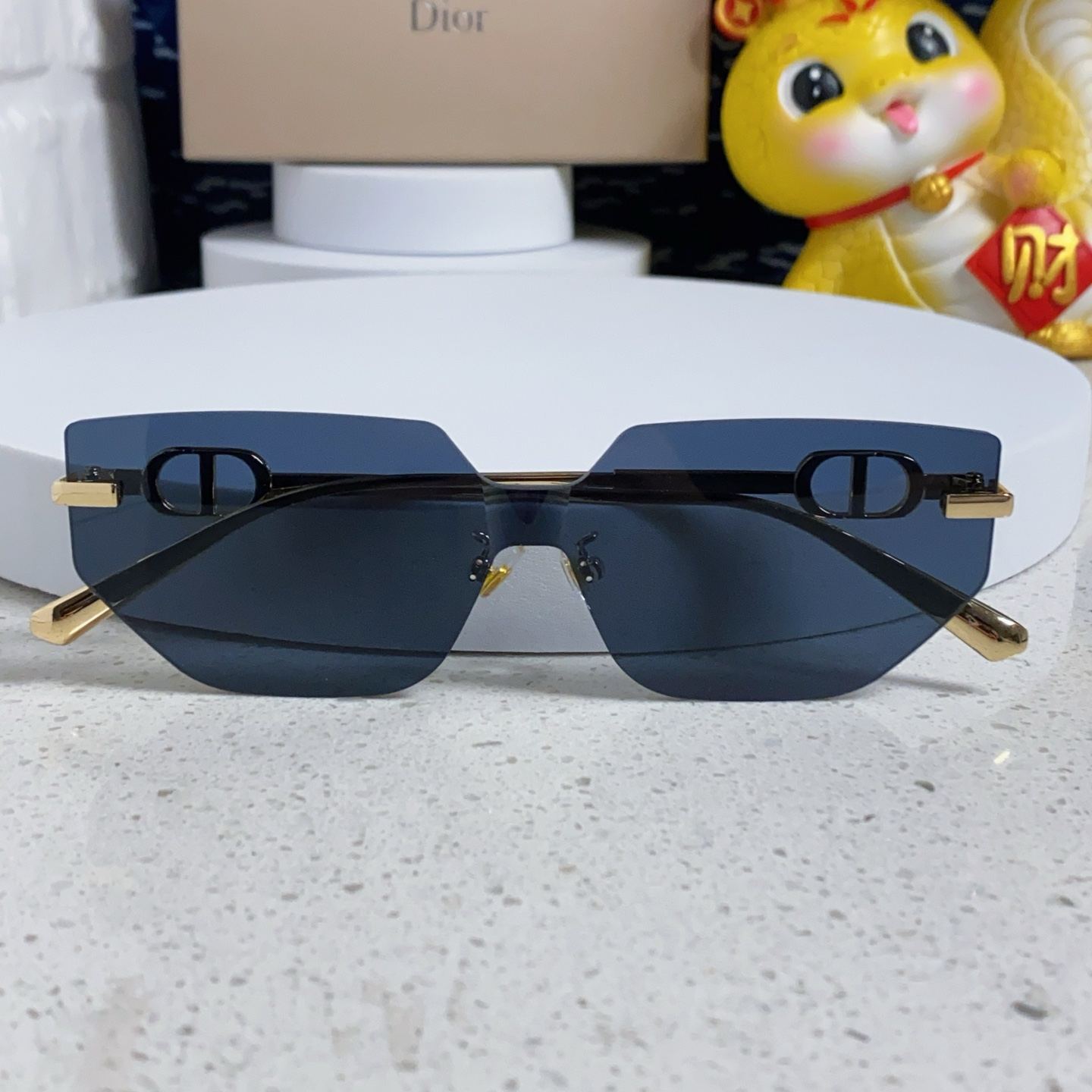 【男女兼用】 2025S新作 Dior Sunglass · ディオール M3U サングラス