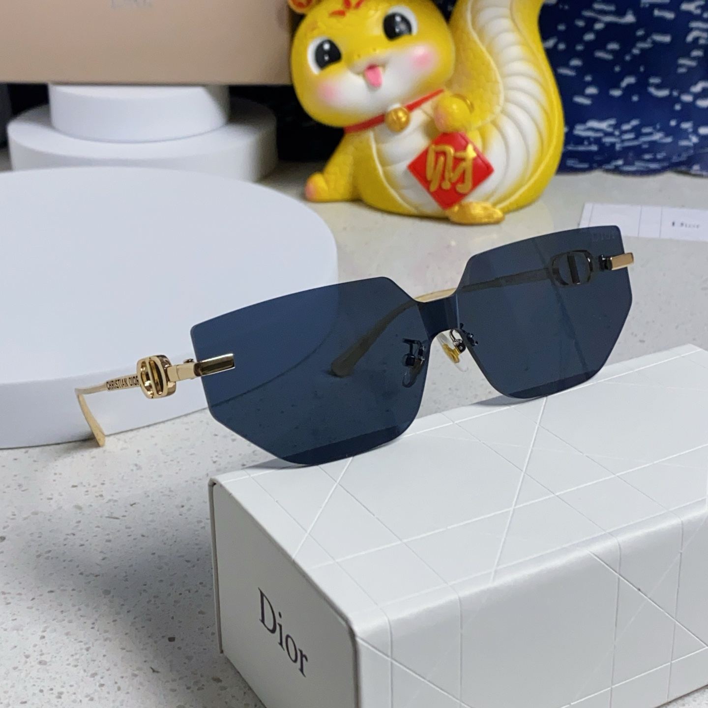 【男女兼用】 2025S新作 Dior Sunglass · ディオール M3U サングラス