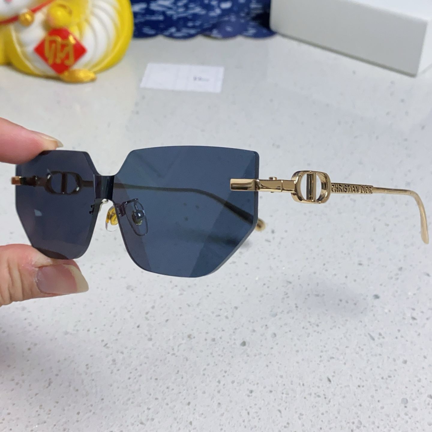 【男女兼用】 2025S新作 Dior Sunglass · ディオール M3U サングラス