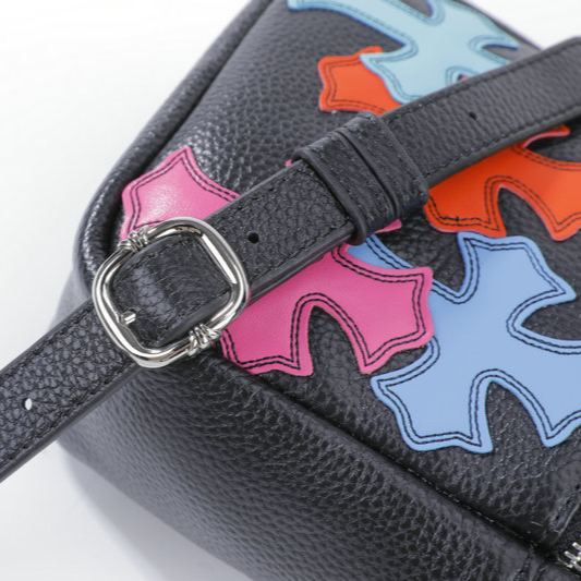 クロムハーツ（Chrome Hearts） マルチパッチレザーショルダーバッグ TAKA MINI LTHR｜ブラック × マルチ × 925シルバー