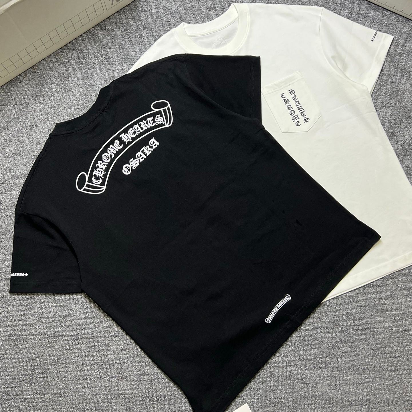 【今季注目】Chrome Hearts/クロムハーツ 2026夏新作 半袖 Tシャツ ブラック/ホワイト HT-26S22