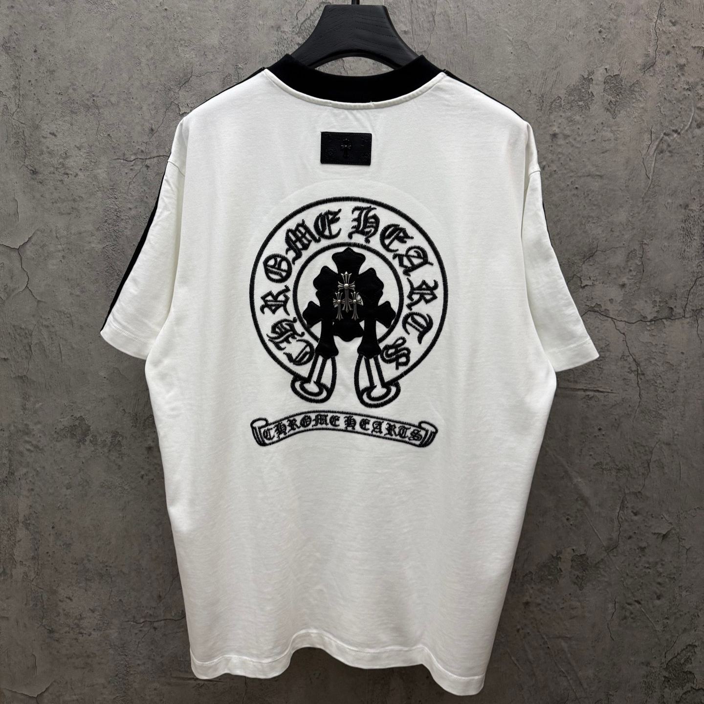 【今季注目】Chrome Hearts/クロムハーツ 2026夏新作 半袖 Tシャツ ブラック/ホワイト HT-26S24
