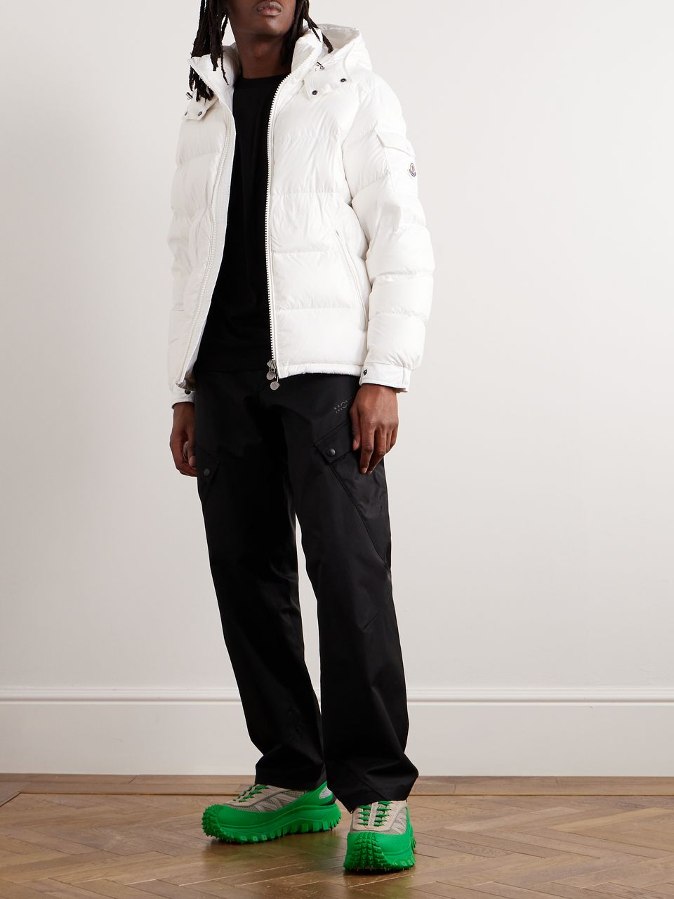 モンクレール ダウン メンズ MONCLER マヤ ブランド ダウンジャケット アウター ジャケット ブルゾン フード着脱 フルジップ Maya 定番 シンプル ショートダウン レギュラーフィット 紺 黒 MCMAYA2