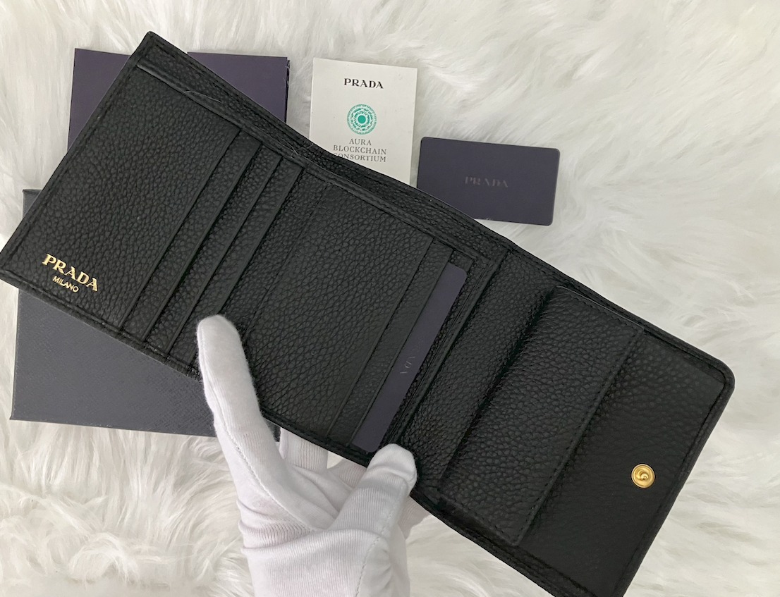 【PRADA】VIPセール ♪ Bifold Wallet 二つ折り財布 ♪