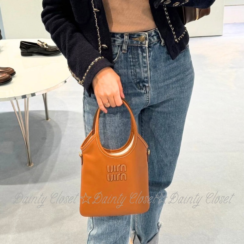 MiuMiu ミュウミュウ ロゴ アイビー IVY レザー ミニ2WAYバッグ