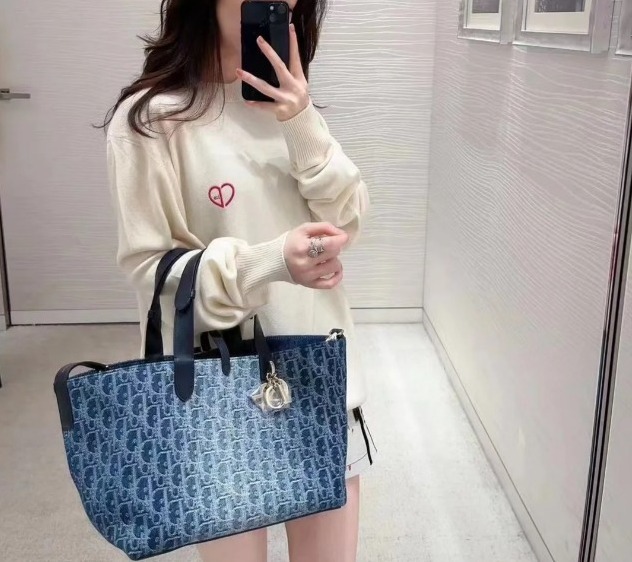 【欲しい♪】DIOR Dior Toujours バッグ ラージ  M2820ODCE_M49E-高島屋オンラインストア - 公式