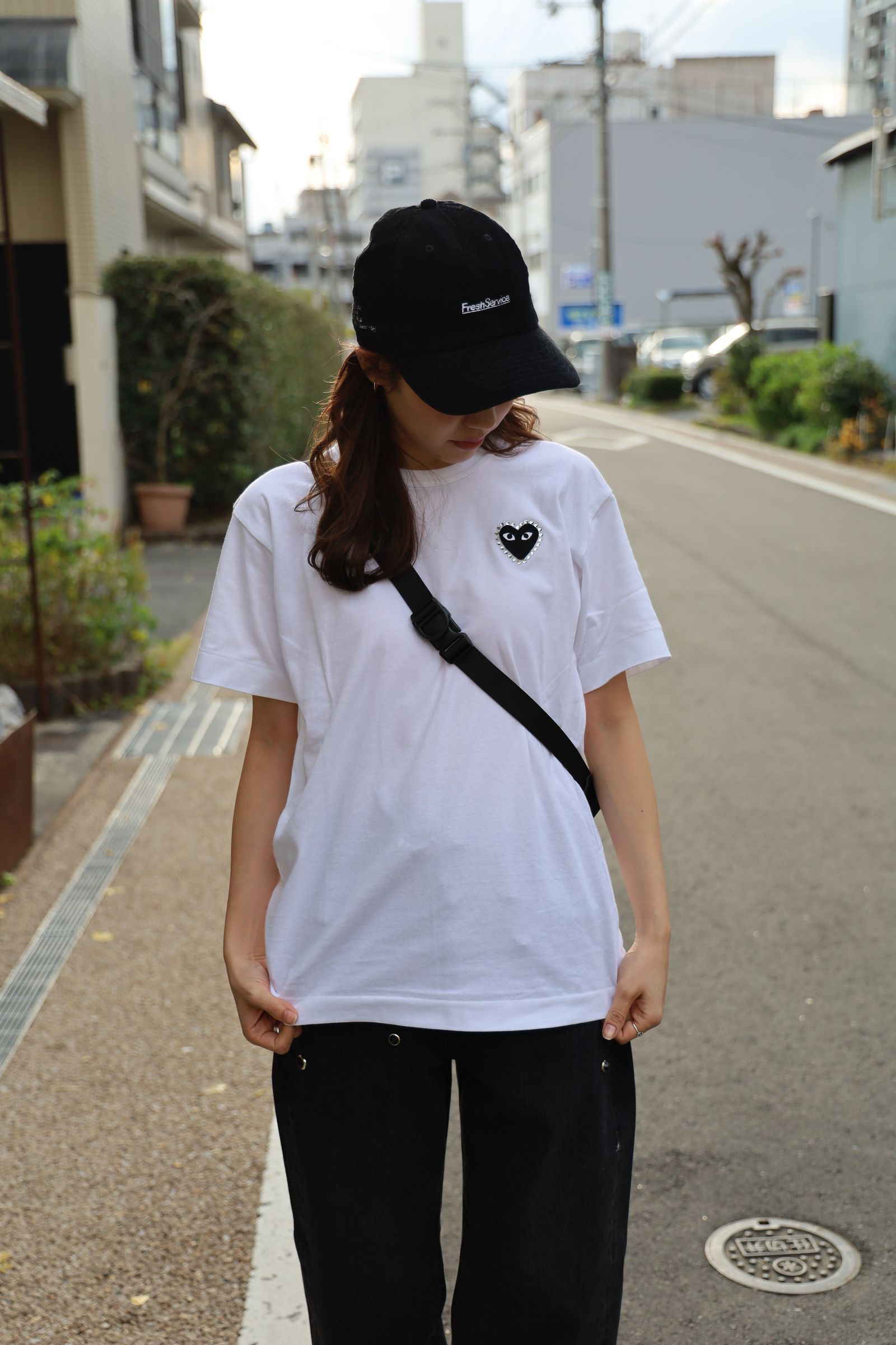 COMME des GARCONS ラインストーン ロゴ Tシャツ