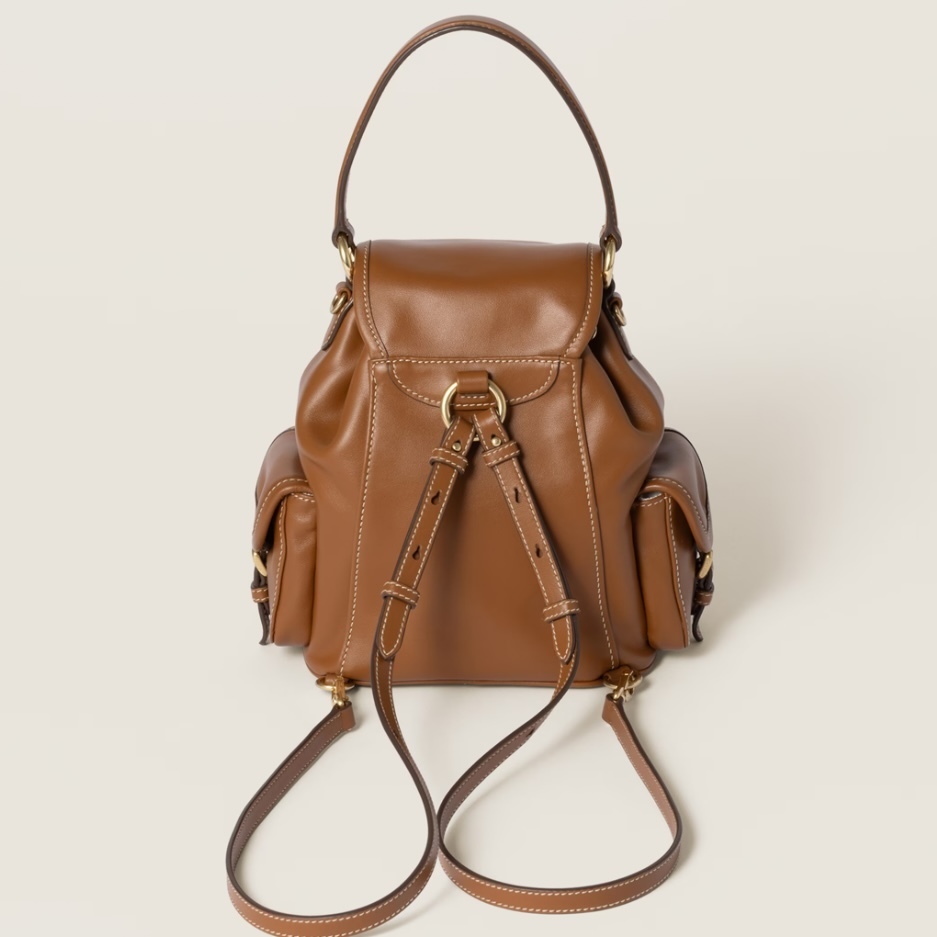 【入手困難】MiuMiu/ミュウミュウ ★ 新生活にも　レザー バックパック【スモール】