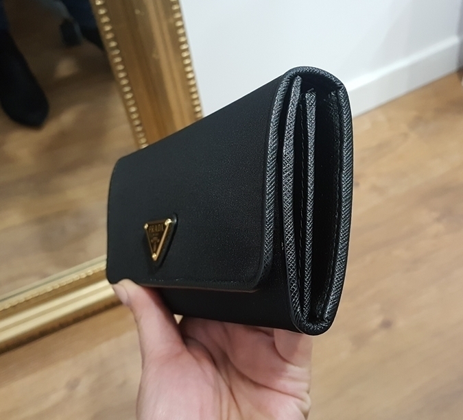 【セール】プラダサフィアーノ＆ナイロン長財布☆1MH132 UZ0