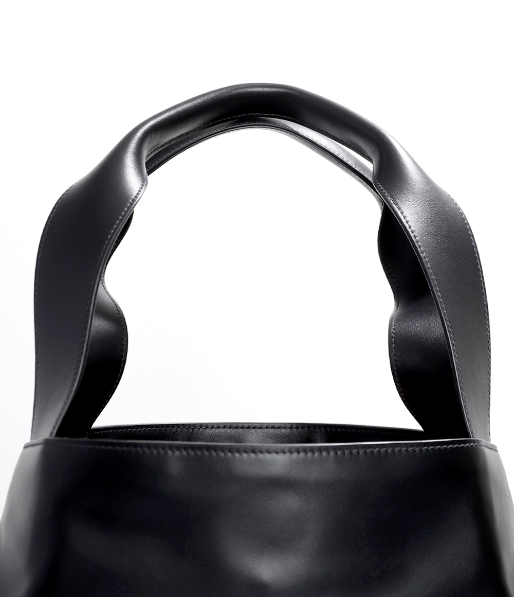 ミュウミュウ/MIUMIU♦ 完売必至 レザー ホーボーバッグ