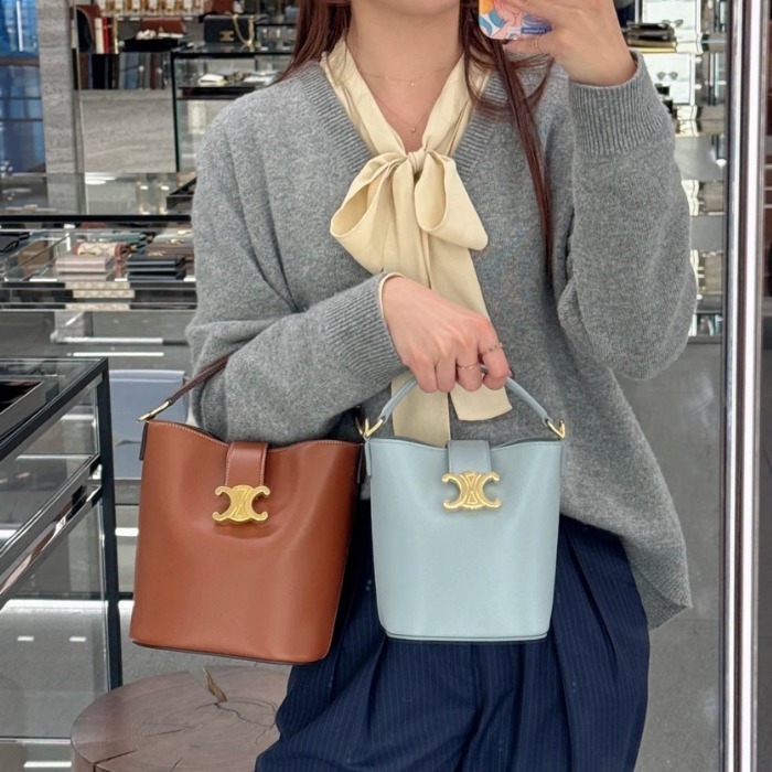 ★Celine★ミニ バケット ルイーズ/ スムースカーフスキン