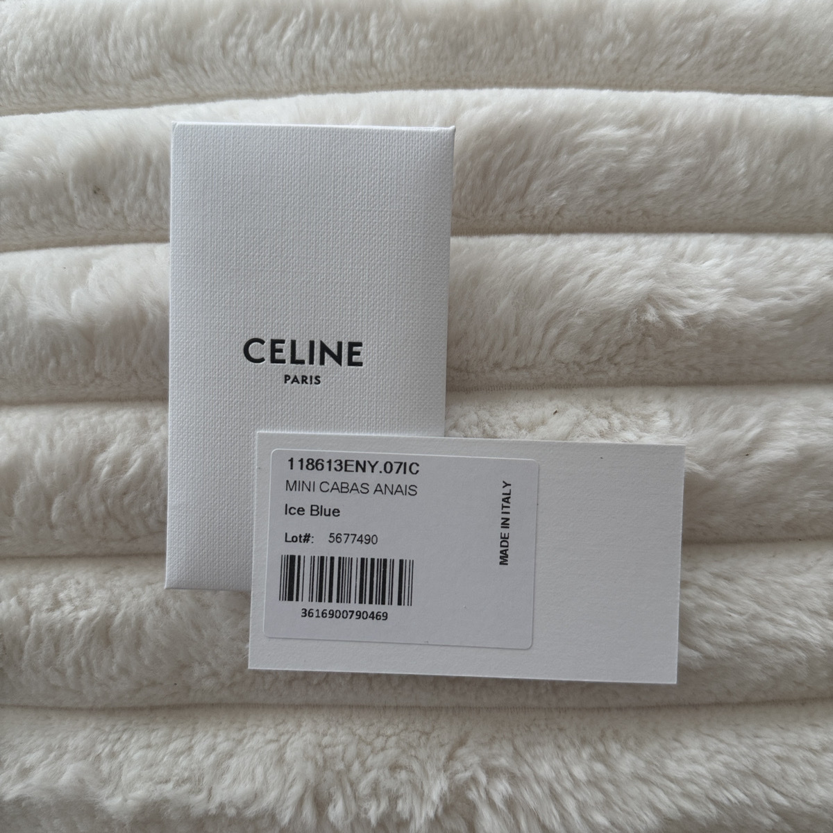 関税込国内発送★CELINE ミニ カバ キュイル トリオンフ