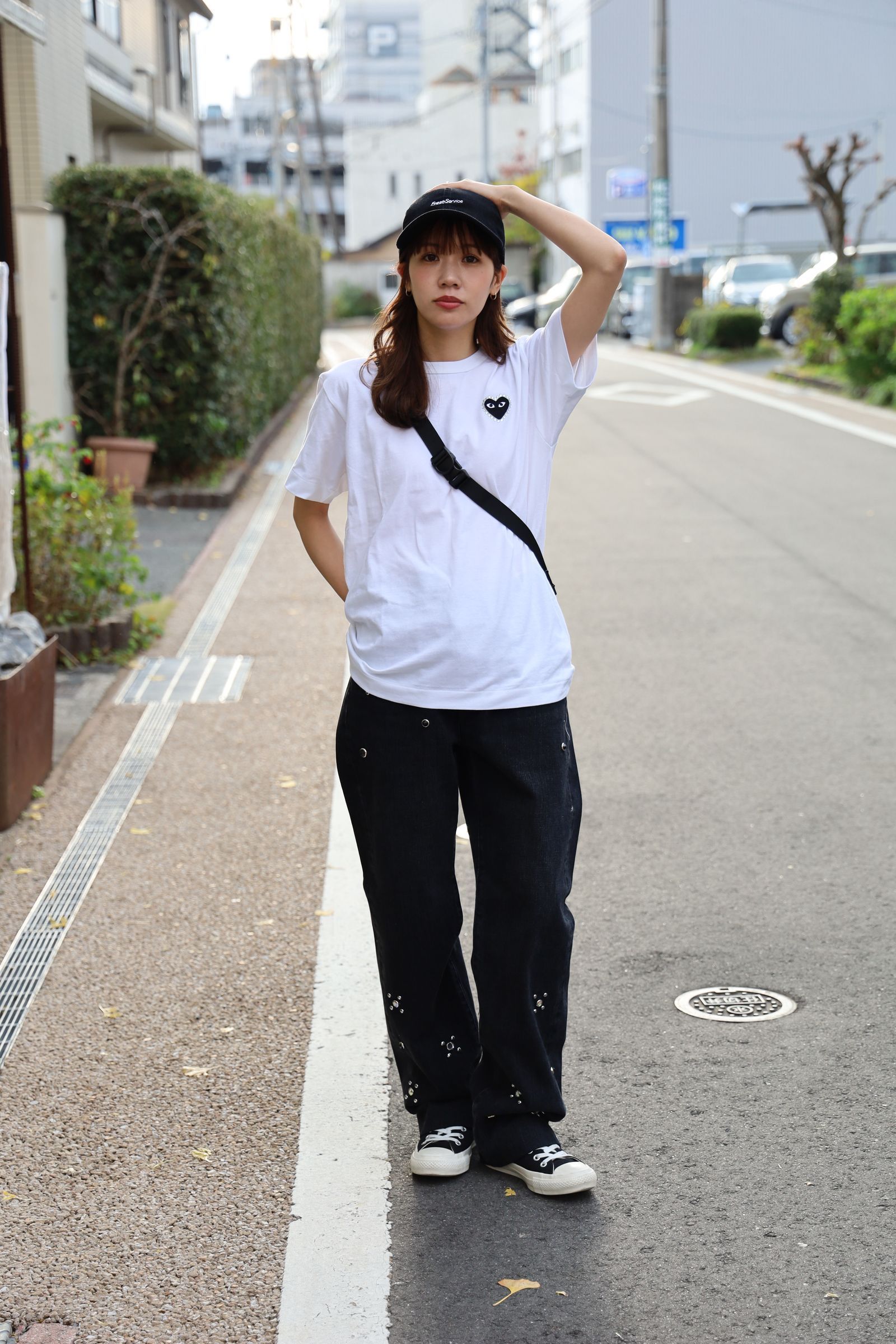 COMME des GARCONS ラインストーン ロゴ Tシャツ