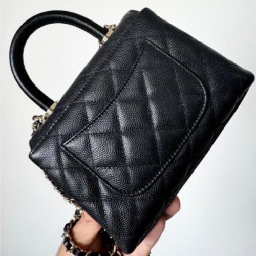 【入手困難】CHANEL シャネル ココハンドル11cm マイクロバッグ