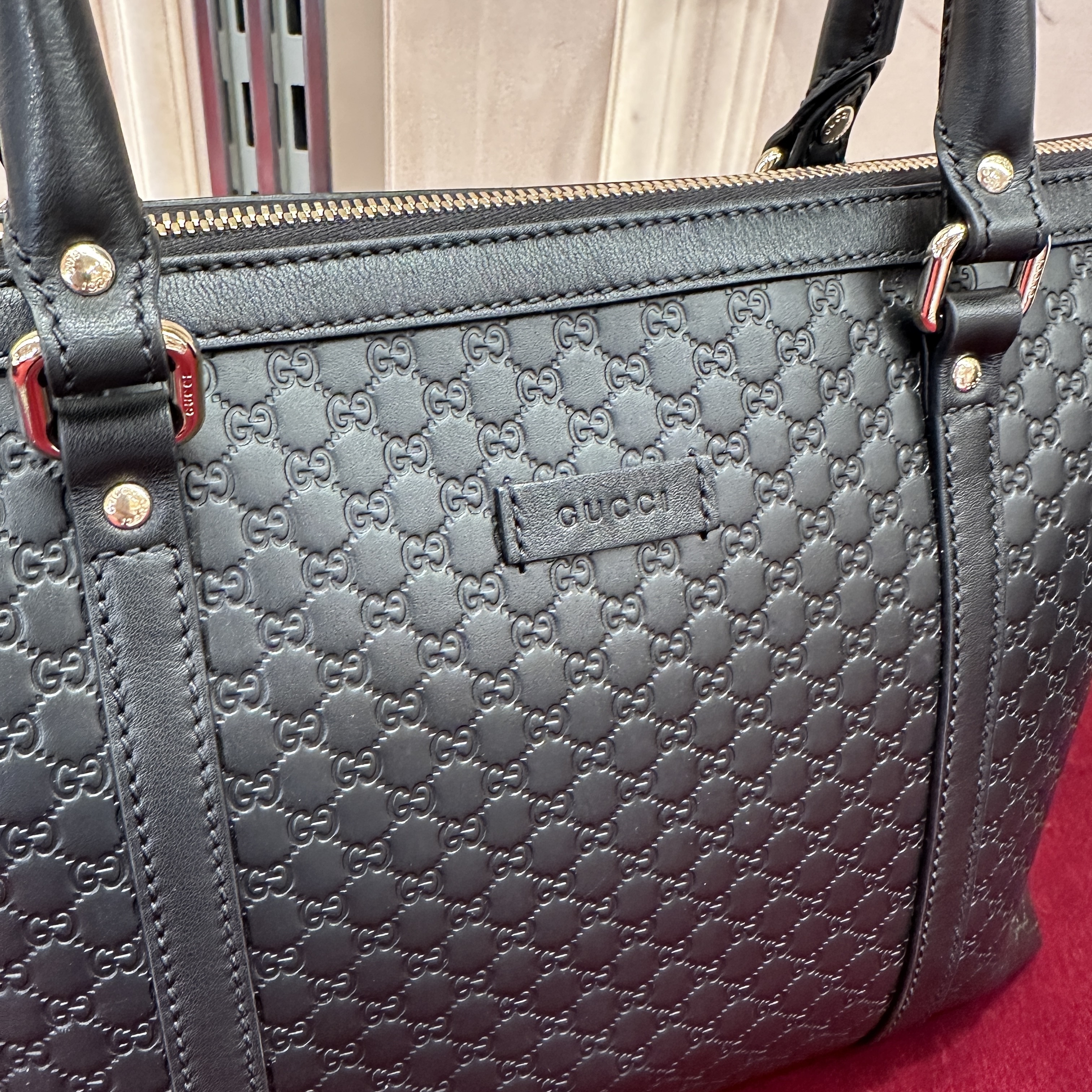 【VIPセール】GUCCI(グッチ) マイクログッチシマ ２WAYバッグ 449656