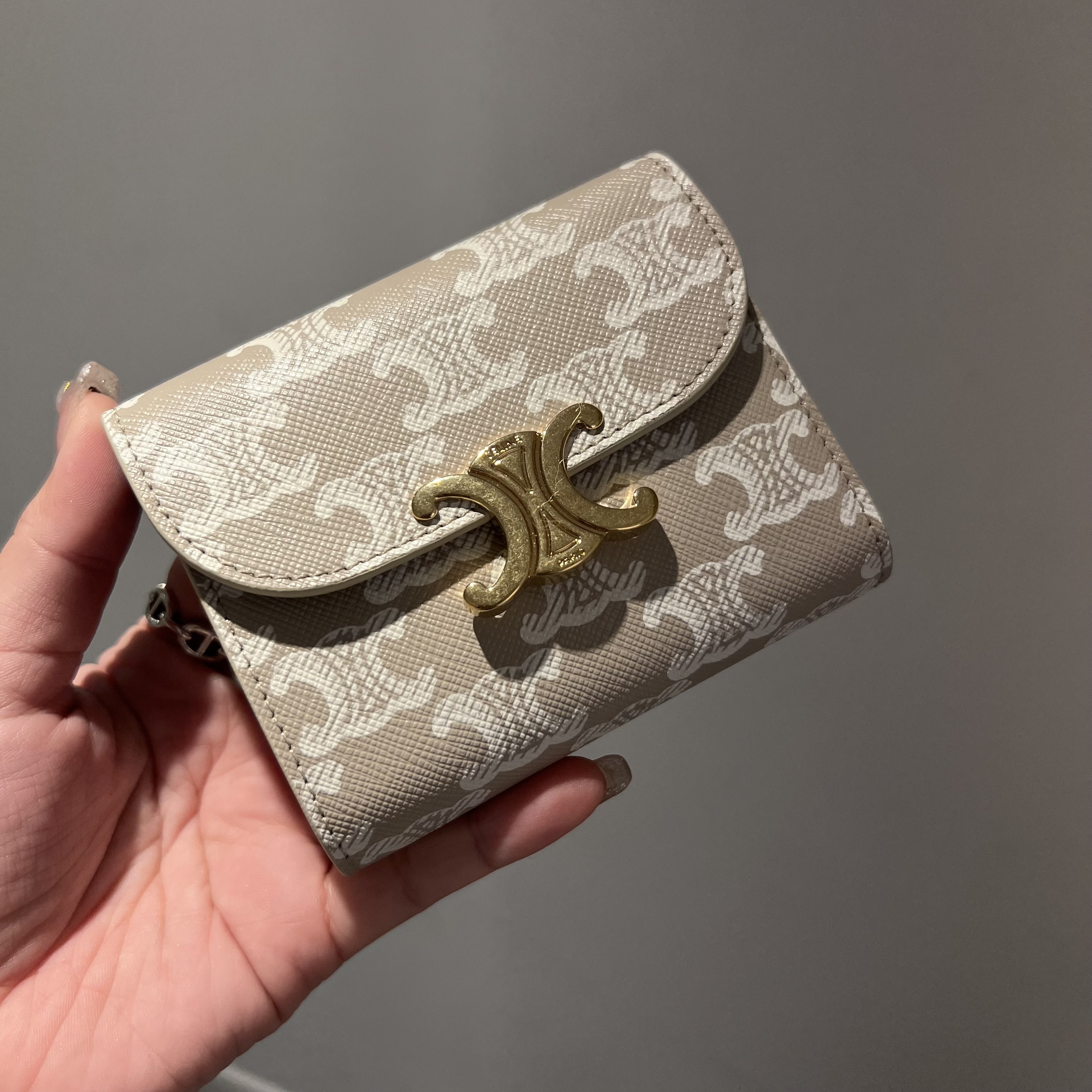 【CELINE】早い者勝ちセール！トリオンフ ３つ折り財布